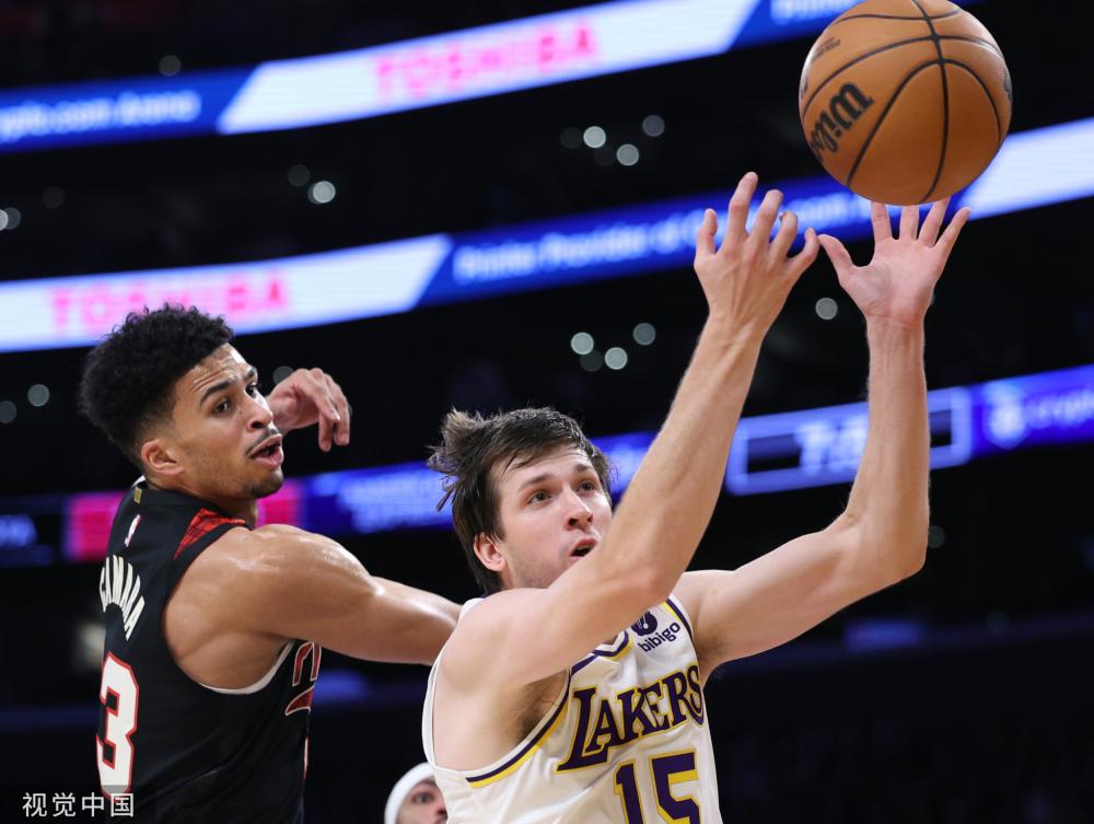 戴维斯以他 戴维斯以他