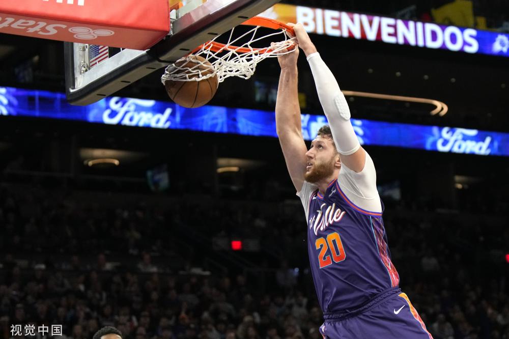 但他在季后 但他在季后