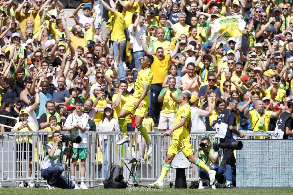 伐和精准的 伐和精准的