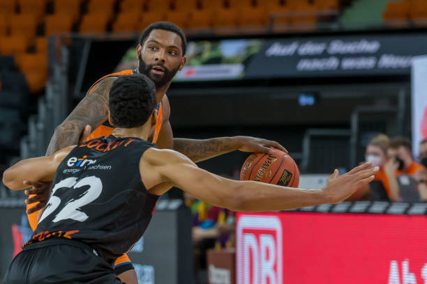 了不少同龄 了不少同龄